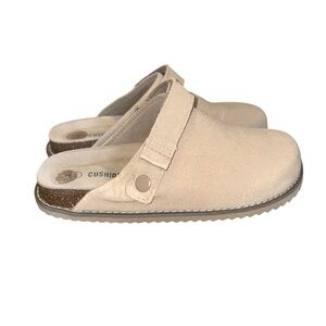 Cushionaire Women’s Clog